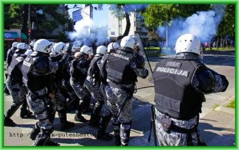 гей-парад в черногорской Подгорице - полиция пресекла акцию протеста