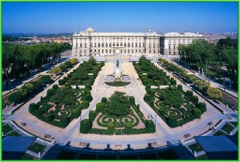 Парк Касадель Кампо считается самым большим и самым древним парком Мадрида