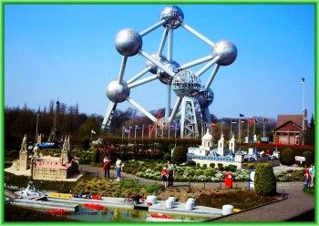 Брюссель - Уникальный парк «Мини - Европа» и "Атомиум"